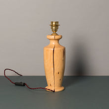 Load image into Gallery viewer, Base di lampada in cipresso a forma di anfora etrusca