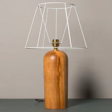 Load image into Gallery viewer, Base di lampada a forma di cilindro in faggio
